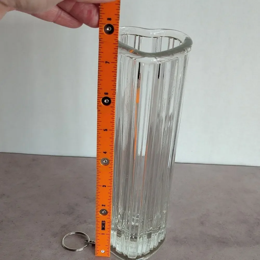 FTDA Glass Ribbed Fluted Heart Vase 7 1/2